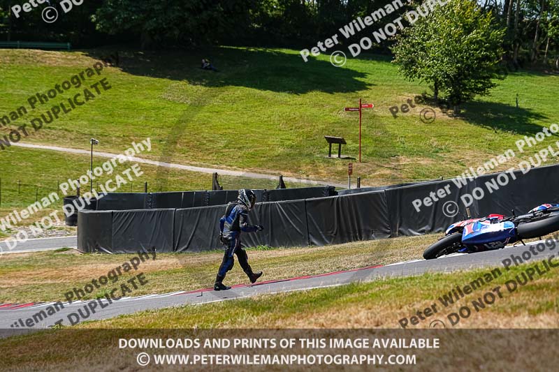 cadwell park;cadwell park photographs;cadwell trackday photographs;enduro digital images;event digital images;eventdigitalimages;peter wileman photography;racing digital images;trackday digital images;trackday photos